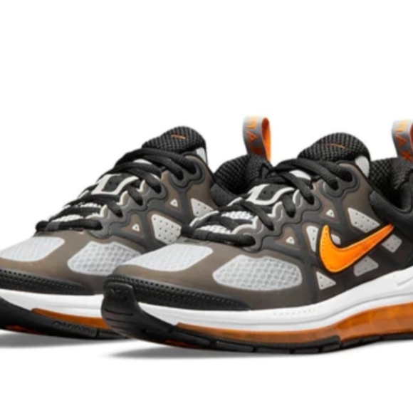 Nike Air Max Genome 'Black Total Orange'Size Women8.5 new - Picture 8 of 10